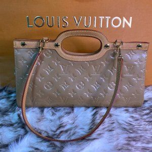 Roxbury Drive Monogram Vernis Leather Shoulder Bag